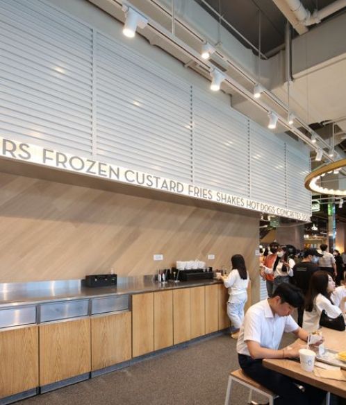 부산 쉐이크쉑 매장 서면점