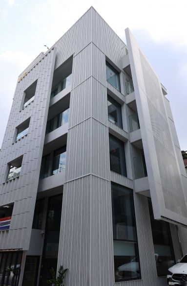 신사동 근린생활시설